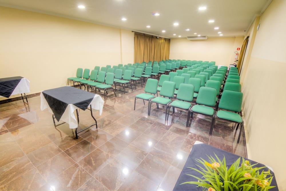 Hotel Golden Park Uberaba Exterior foto