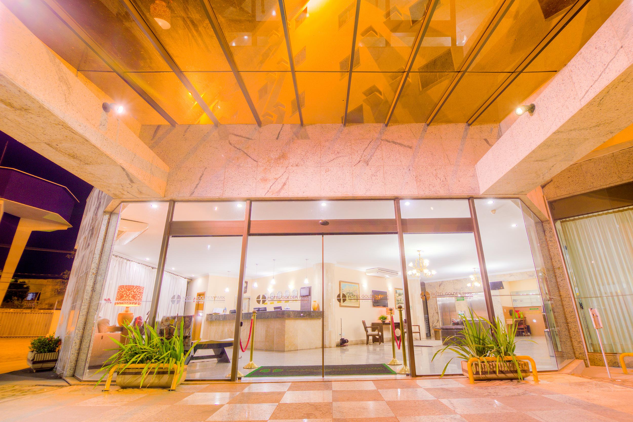 Hotel Golden Park Uberaba Exterior foto